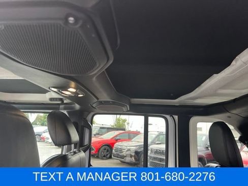 Used 2023 Jeep Wrangler Unlimited Sahara w/ Cold Weather Group AWD/4WD image 32