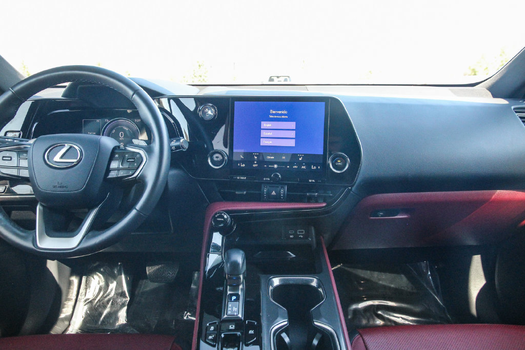Certified 2025 Lexus NX 350h AWD image 13
