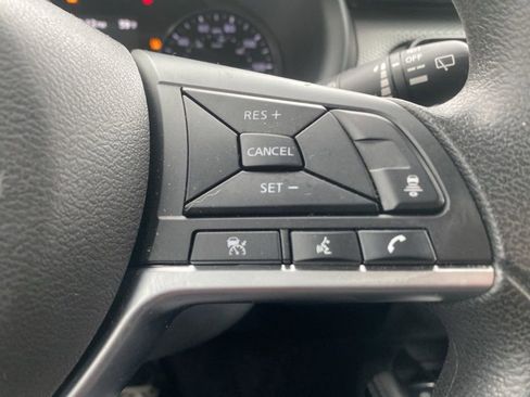 Used 2023 Nissan Kicks SV image 18