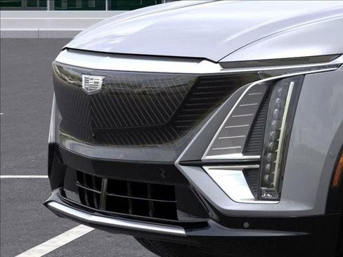 New 2026 Cadillac Lyriq Luxury image 13