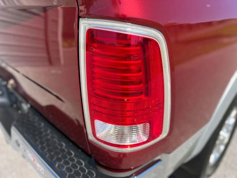 Used 2014 RAM 2500 Laramie RWD image 17