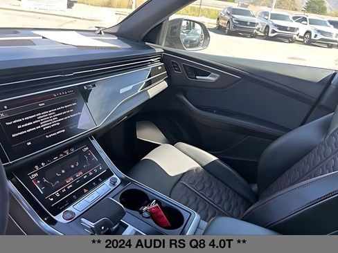 Used 2024 Audi RS Q8 AWD/4WD image 30