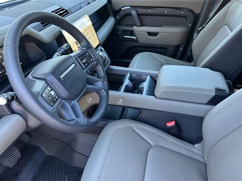 New 2026 Land Rover Defender 110 S image 9