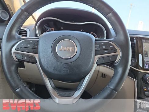 Used 2019 Jeep Grand Cherokee Limited AWD/4WD image 15
