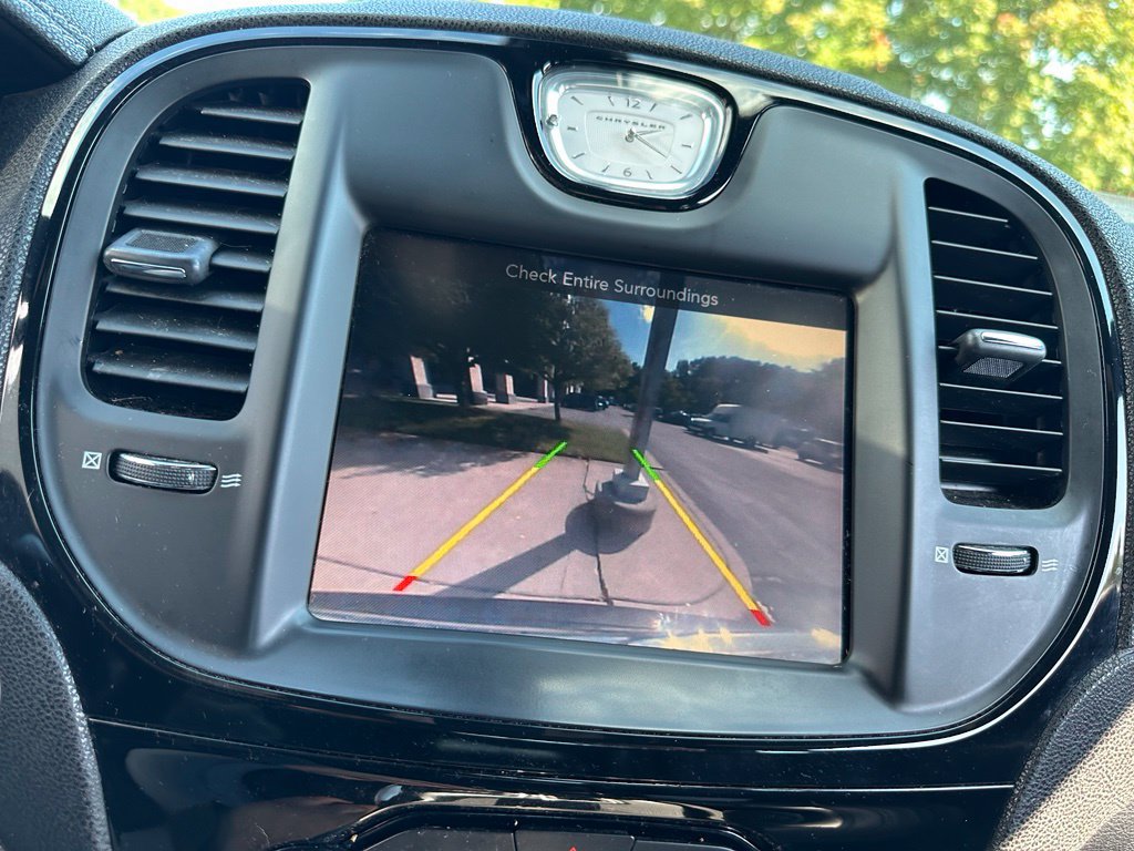 Used 2016 Chrysler 300 S w/ 300S Premium Group AWD/4WD image 16