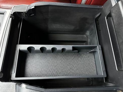 Used 2022 Ford F250 Platinum w/ FX4 Off-Road Package image 69