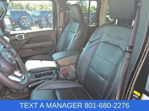 Used 2023 Jeep Wrangler Unlimited Sahara w/ Cold Weather Group AWD/4WD image 18