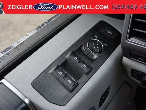 Used 2022 Ford F450 4x4 Crew Cab Super Duty image 31