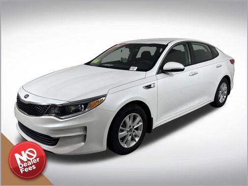 Used 2018 Kia Optima LX FWD image 8