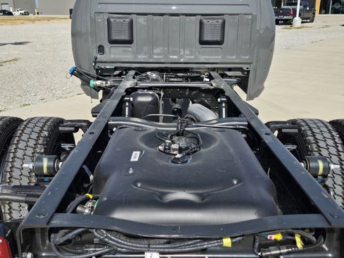 New 2027 RAM 5500 4x4 Crew Cab w/ Laramie Trim Package image 23