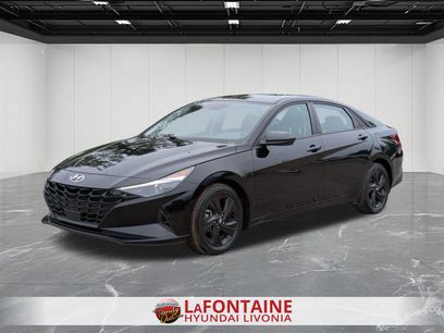 Certified 2022 Hyundai Elantra SEL w/ Convenience Package