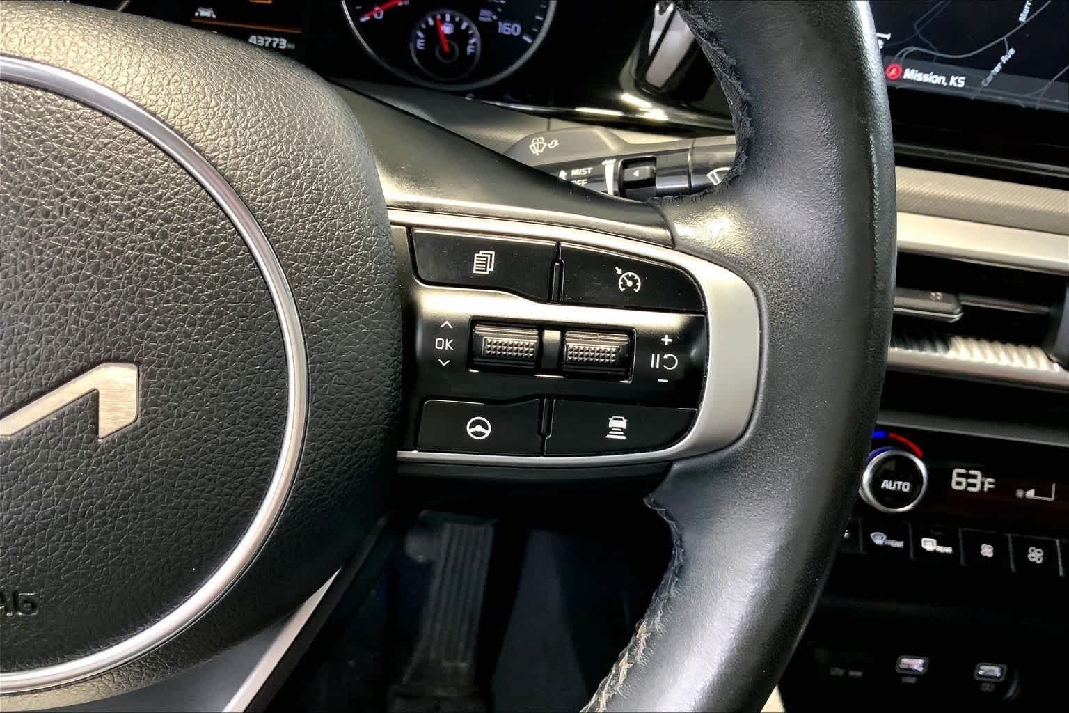 Used 2022 Kia K5 GT-Line w/ GT-Line Awd Premium Package image 24