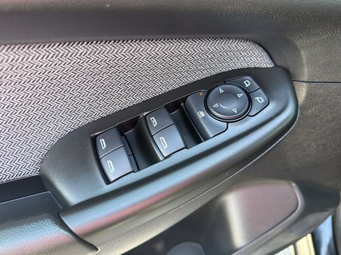 Used 2025 Chevrolet TrailBlazer LT w/ Driver Confidence Package AWD/4WD image 13