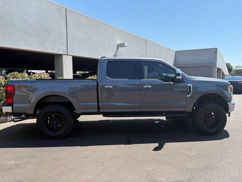 Used 2022 Ford F250 XLT w/ XLT Premium Package AWD/4WD image 3