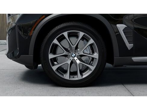 New 2026 BMW X5 xDrive50e AWD/4WD image 7