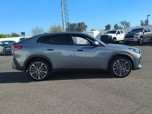 Used 2026 BMW X2 xDrive28i w/ Technology Package AWD/4WD image 5