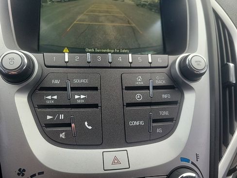 Used 2017 GMC Terrain SLE w/ Convenience Package image 14