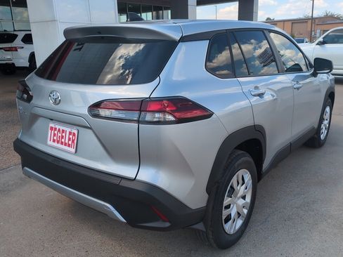 New 2026 Toyota Corolla Cross L image 7