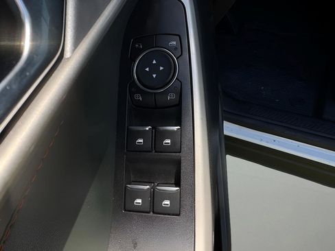 Used 2022 Ford Explorer Timberline w/ Timberline Technology Package AWD/4WD image 18
