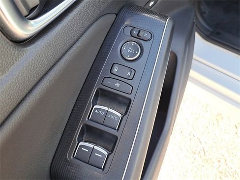 Used 2022 Honda Civic Touring image 21