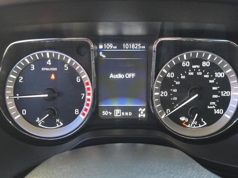 Used 2019 Nissan Titan Platinum Reserve w/ Platinum Utility Package image 32