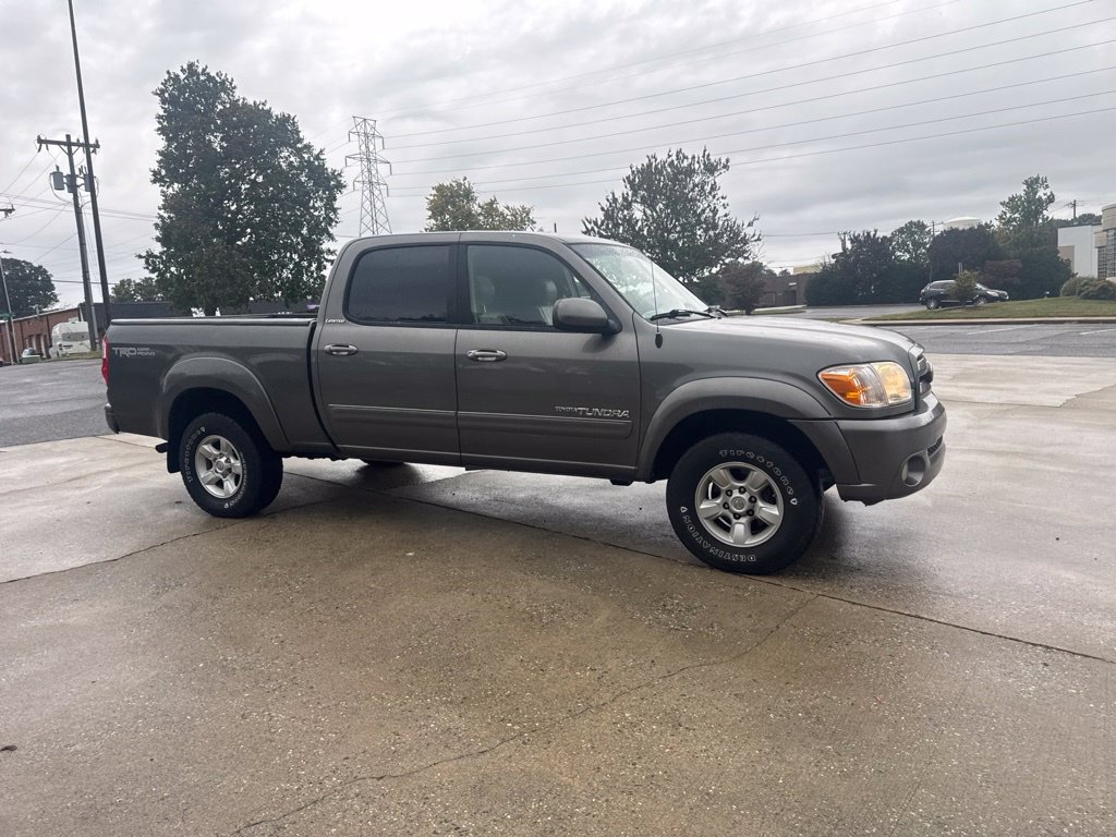 Used 2006 Toyota Tundra Limited w/ All Weather Guard Pkg AWD/4WD image 10