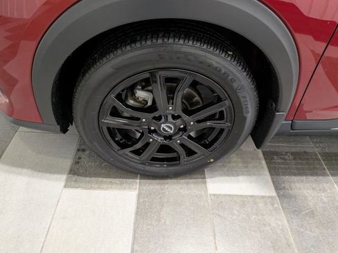 Used 2024 Nissan Kicks SR w/ SR Premium Package image 7