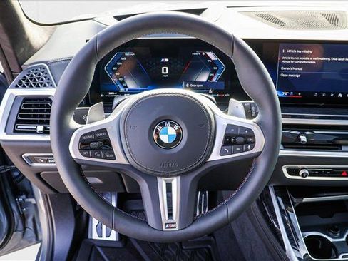 Used 2025 BMW X7 M60i w/ Executive Package image 13