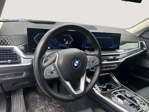 Used 2025 BMW X7 xDrive40i AWD/4WD image 10