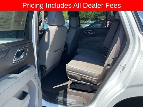 Used 2024 GMC Yukon SLT RWD image 24