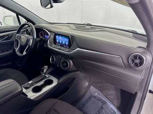 Used 2020 Chevrolet Blazer LT image 27