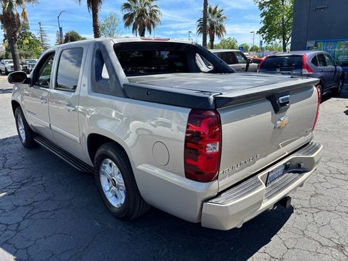 Used 2008 Chevrolet Avalanche LT w/ LT Preferred Equipment Group image 7