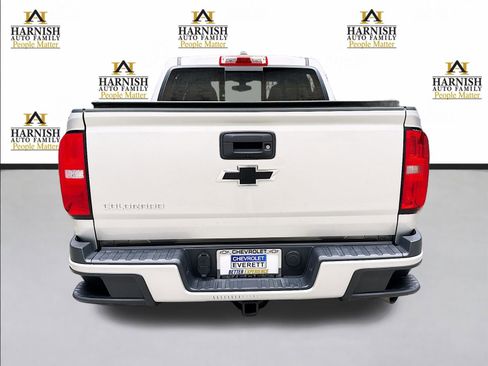 Used 2017 Chevrolet Colorado Z71 AWD/4WD image 7