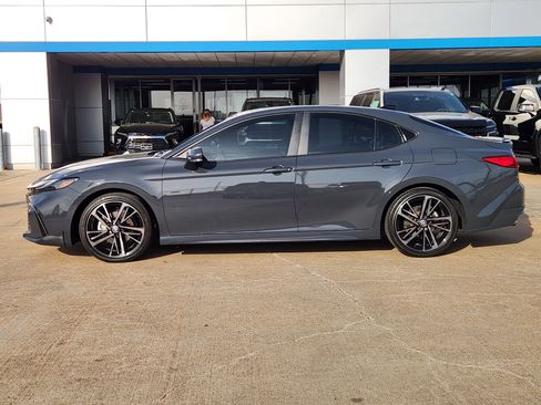 Used 2025 Toyota Camry XSE w/ Premium Package image 5