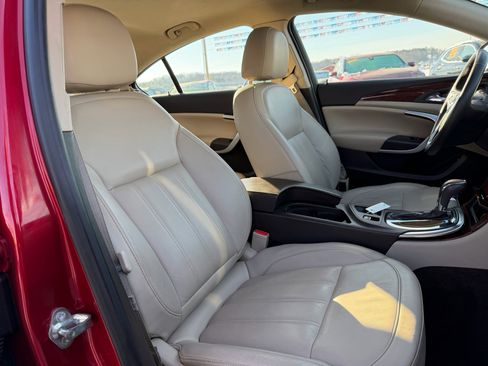 Used 2015 Buick Regal Premium w/ Experience Buick Package image 27