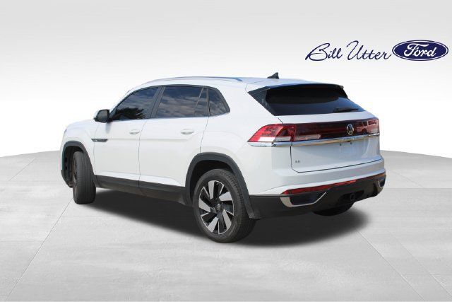 Used 2024 Volkswagen Atlas Cross Sport SE AWD/4WD image 7