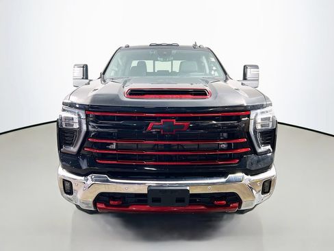 Used 2024 Chevrolet Silverado 3500 LTZ w/ LTZ Plus Package AWD/4WD image 2
