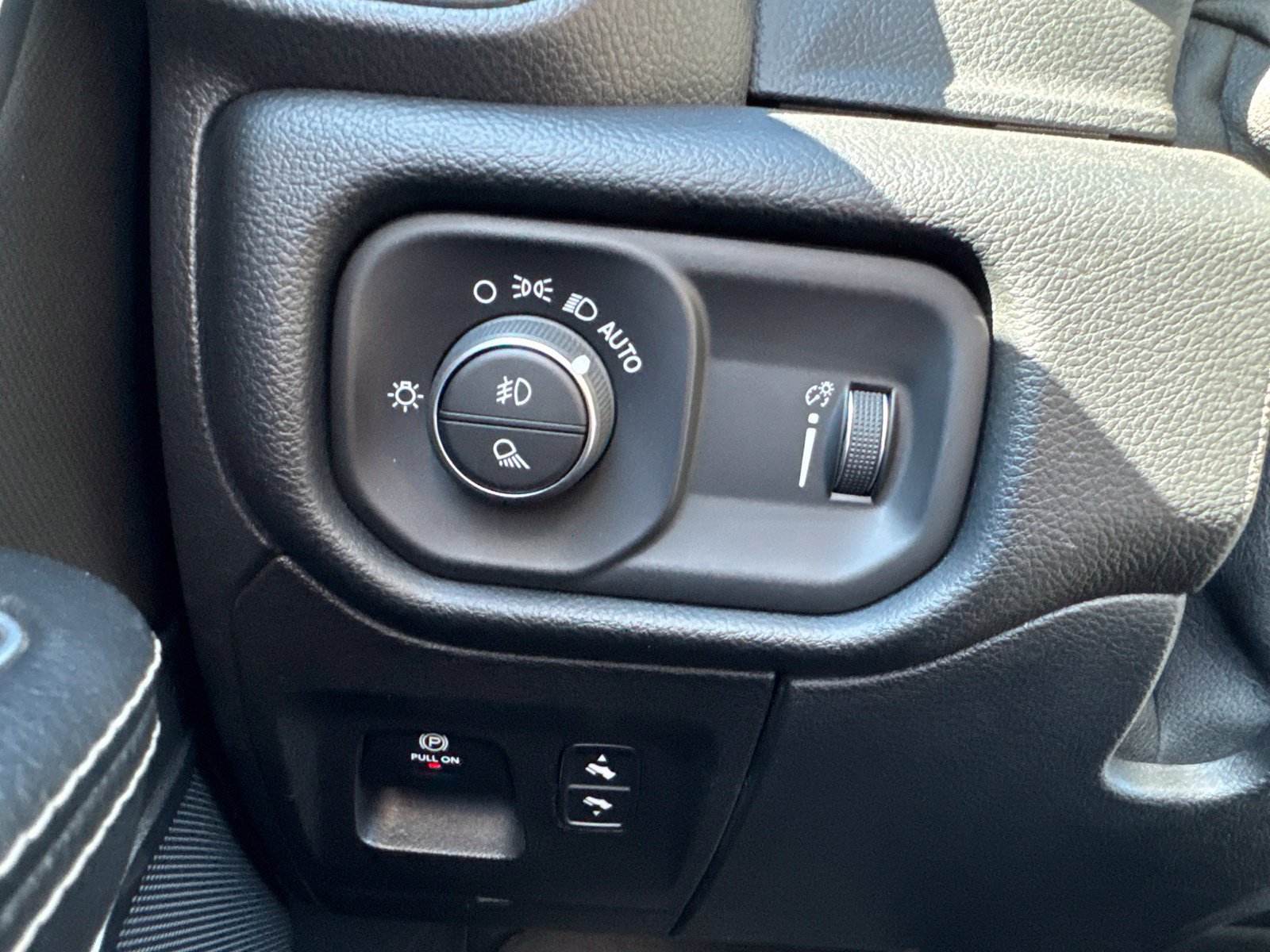 Used 2021 RAM 1500 Rebel w/ Rebel Level 2 Equipment Group AWD/4WD image 19