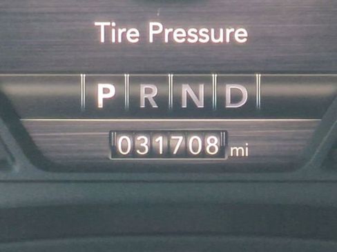 Used 2022 RAM 1500 Laramie AWD/4WD image 33