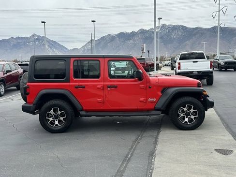 Used 2018 Jeep Wrangler Unlimited Sport S image 31