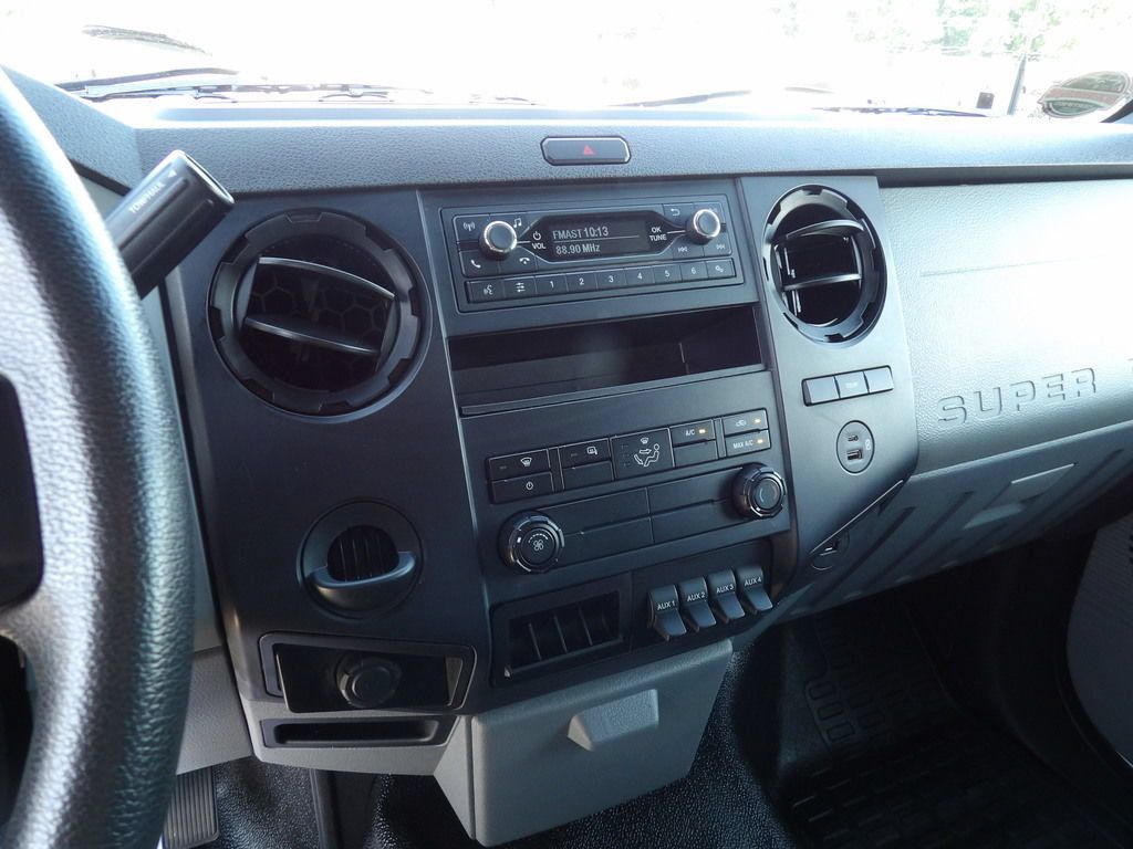 Used 2025 Ford F650 2WD Regular Cab Super Duty image 34