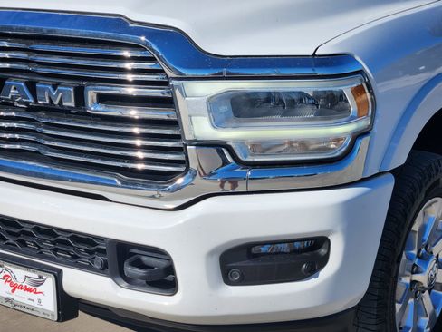 Used 2020 RAM 2500 Laramie image 9