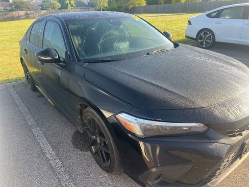 Used 2024 Honda Civic Sport image 2
