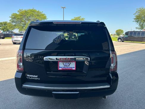 Used 2015 GMC Yukon Denali w/ Touring Package AWD/4WD image 6