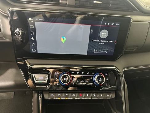 Used 2024 GMC Sierra 1500 AT4X image 23