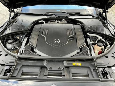 Used 2022 Mercedes-Benz S 580 4MATIC Sedan image 32