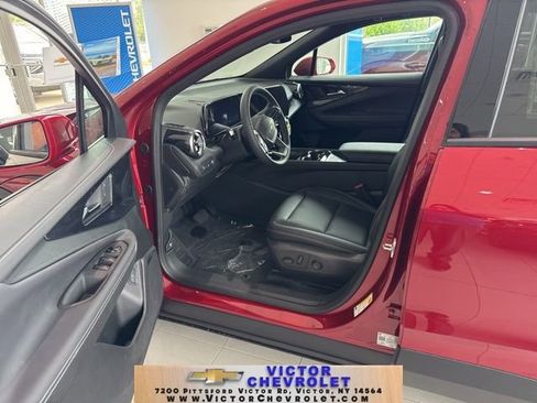 New 2025 Chevrolet Blazer EV LT image 9