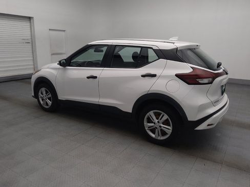 Used 2021 Nissan Kicks S FWD image 3