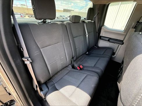 Used 2017 Ford F150 XL w/ Equipment Group 101A Mid RWD image 32