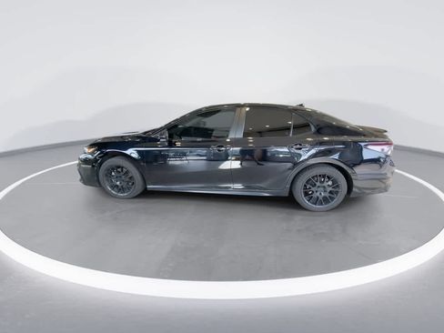 Used 2023 Toyota Camry SE AWD/4WD image 5
